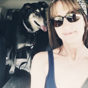 Meet your Posher, Denise